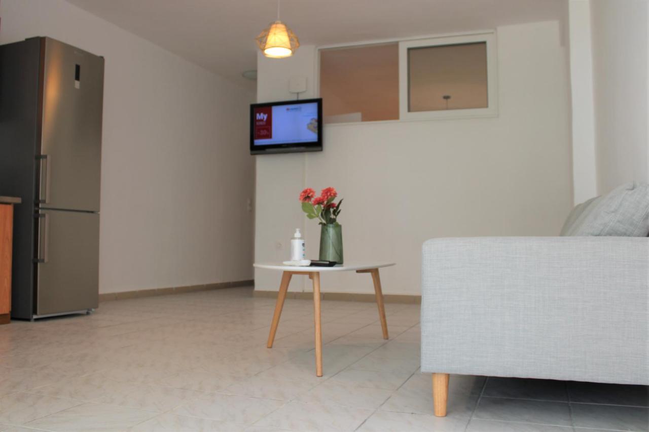 Kalamaki Plaza Apartments ภายนอก รูปภาพ